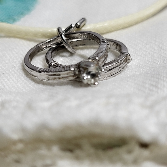 Vintage Silver Tone Engagement and Wedding Band Necklace Pendant Charm - Picture 2 of 16